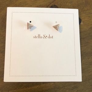 Stella & Dot Earrings